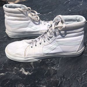 Vans White Hightop!!